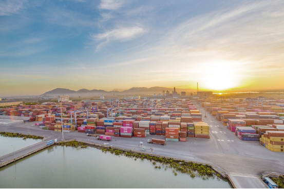 智能物流新篇章：集裝箱海運專線如何重塑內(nèi)貿(mào)格局